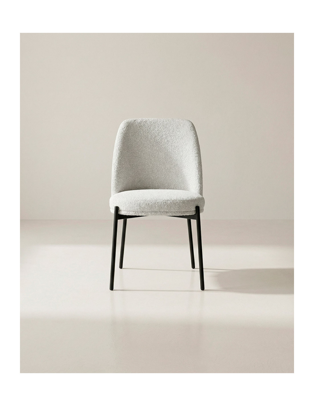 Pack 4 sillas de comedor TENA barato con patas metálicas | Envío rápido y financiación