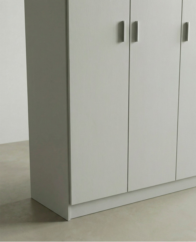 Mueble multiusos tres puertas KADO barato | Envío rápido y garantía