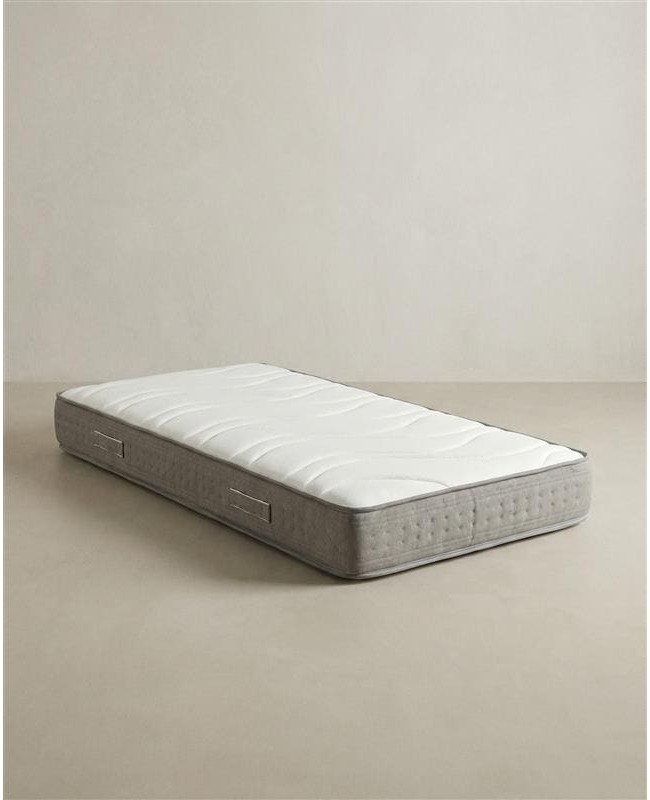 Compra Colchón de 90 núcleo hr+soft NUBIA al mejor precio | Envío rápido y financiación