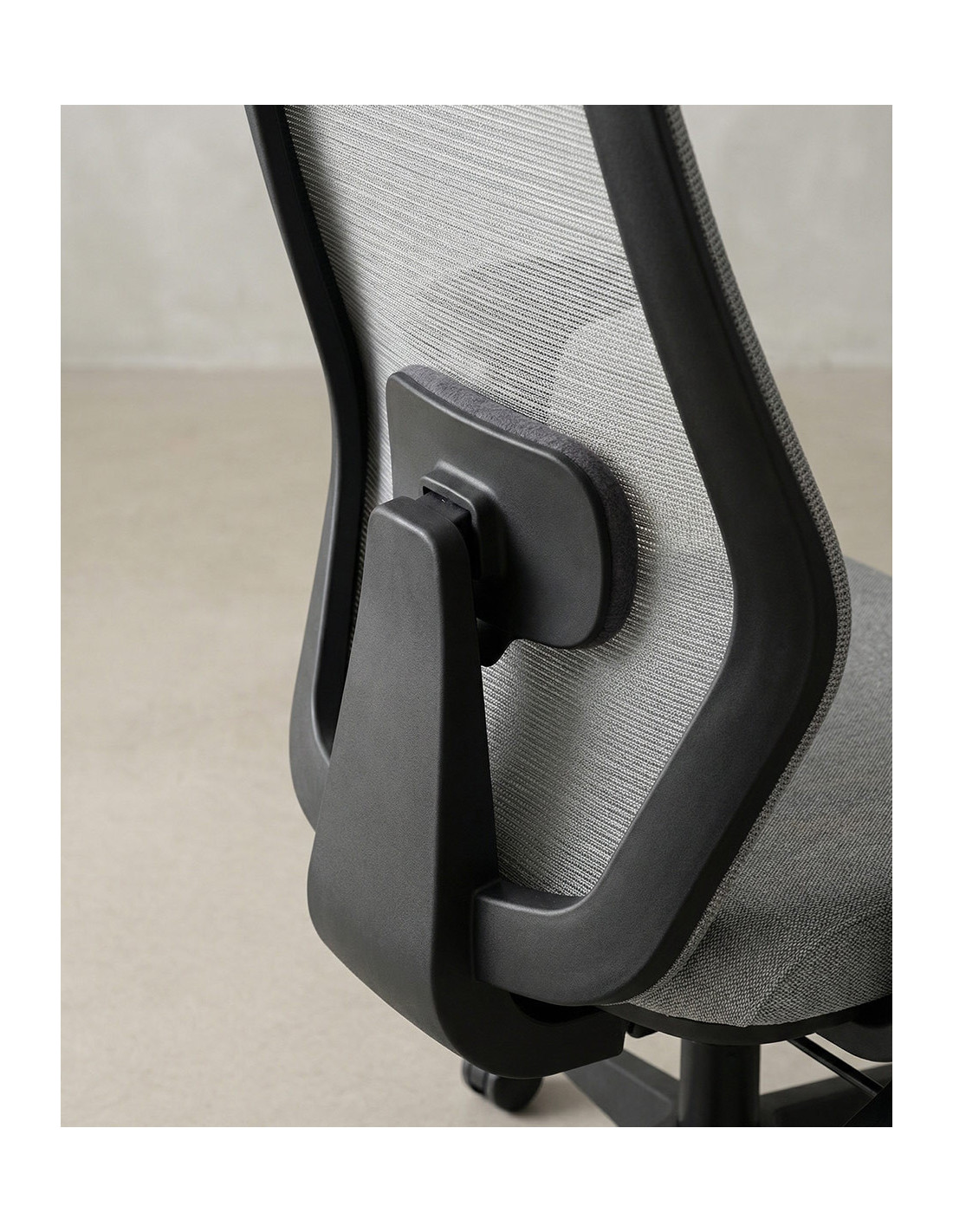 Silla oficina giratoria TORIX gris claro detalle