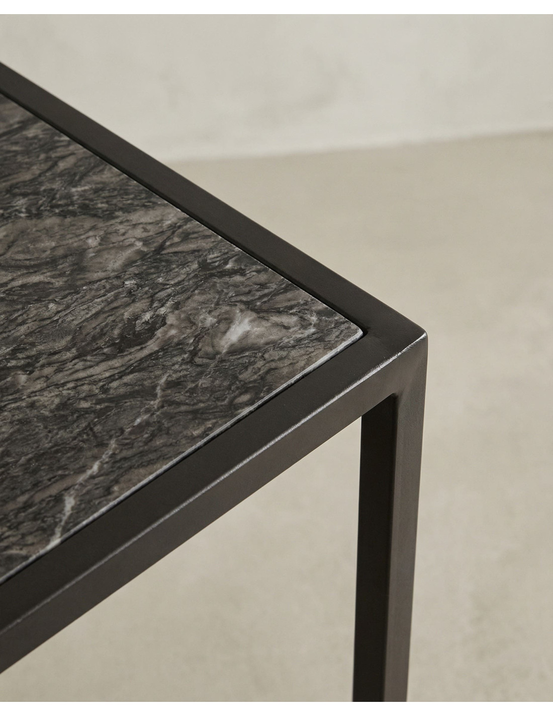 Mesa auxiliar forma C BEXAR detalle