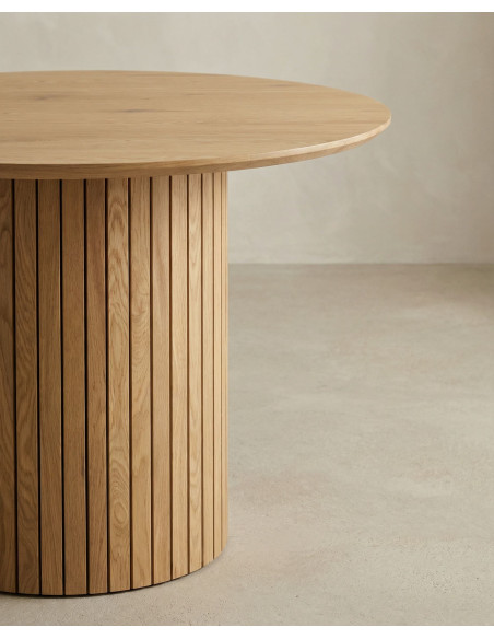 Mesa de comedor redonda ZELAR detalle