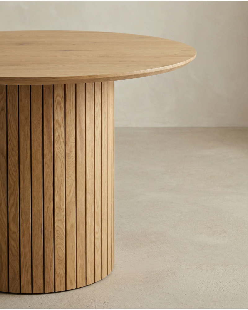 Mesa de comedor redonda ZELAR detalle