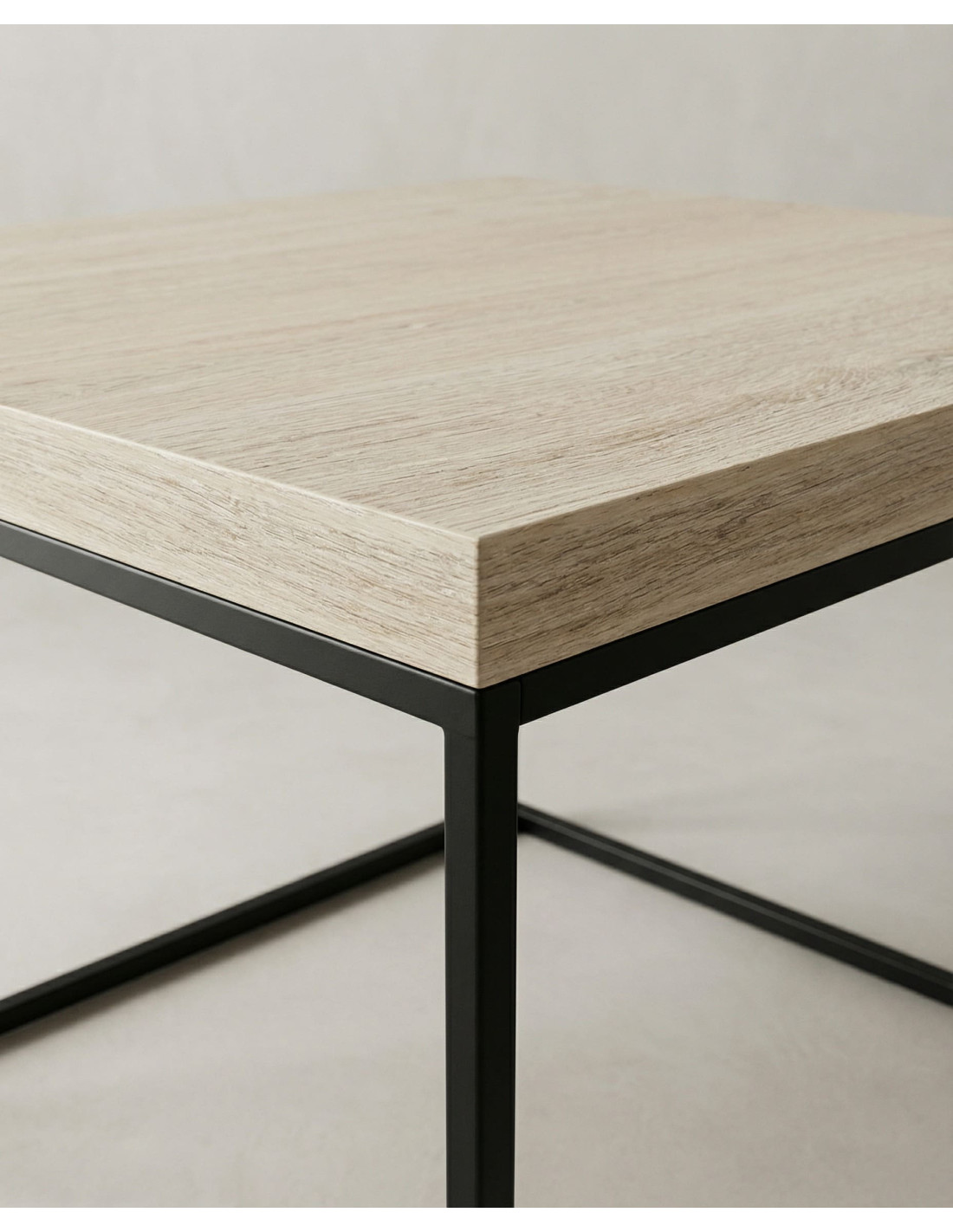 Mesa de centro cuadrada BRENX detalle