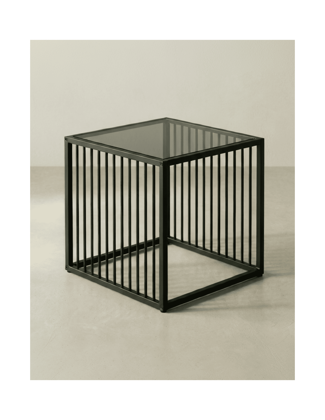 Mesa auxiliar metálica cuadrada BEXAR lateral ladeado