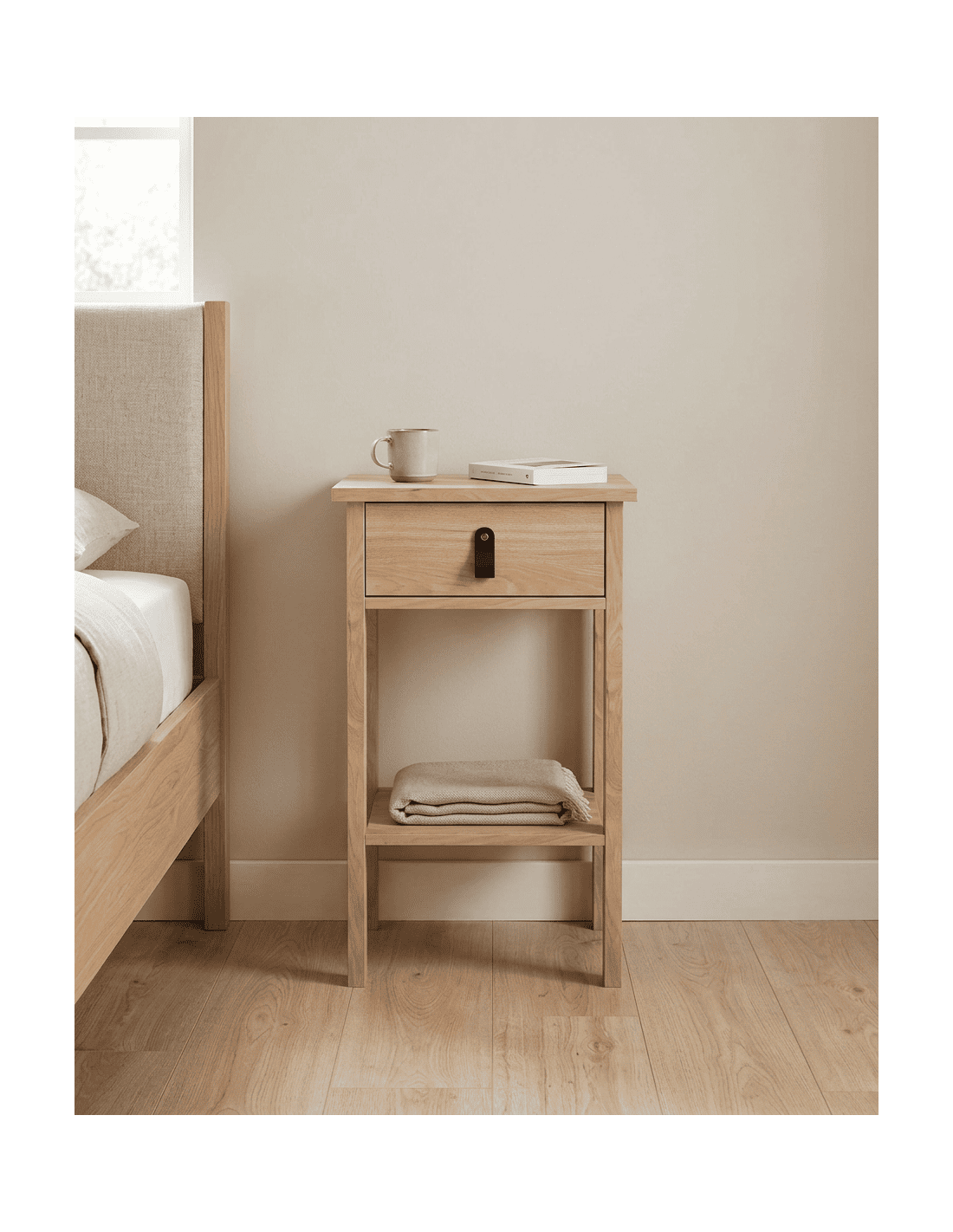 Mesita de noche 1 cajón BERGEN roble jackson ambiente tirador cuero