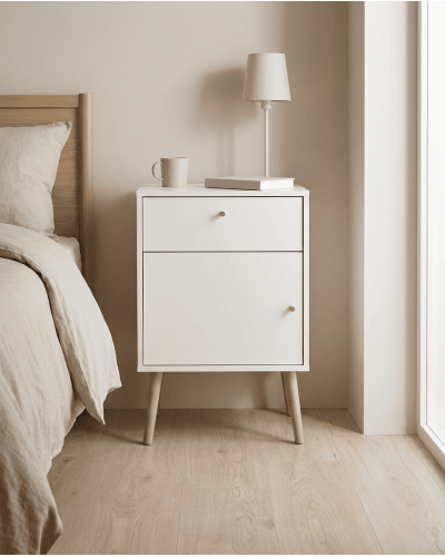 Mesita 1 puerta y 1cajón  con patas OSLO ambiente