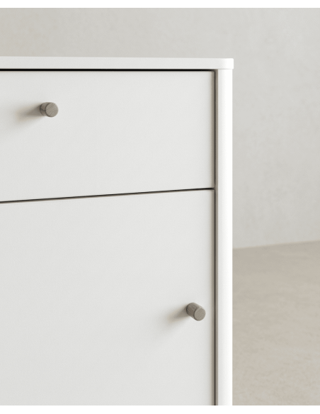 Mesita 1 puerta y 1cajón  con patas OSLO detalle