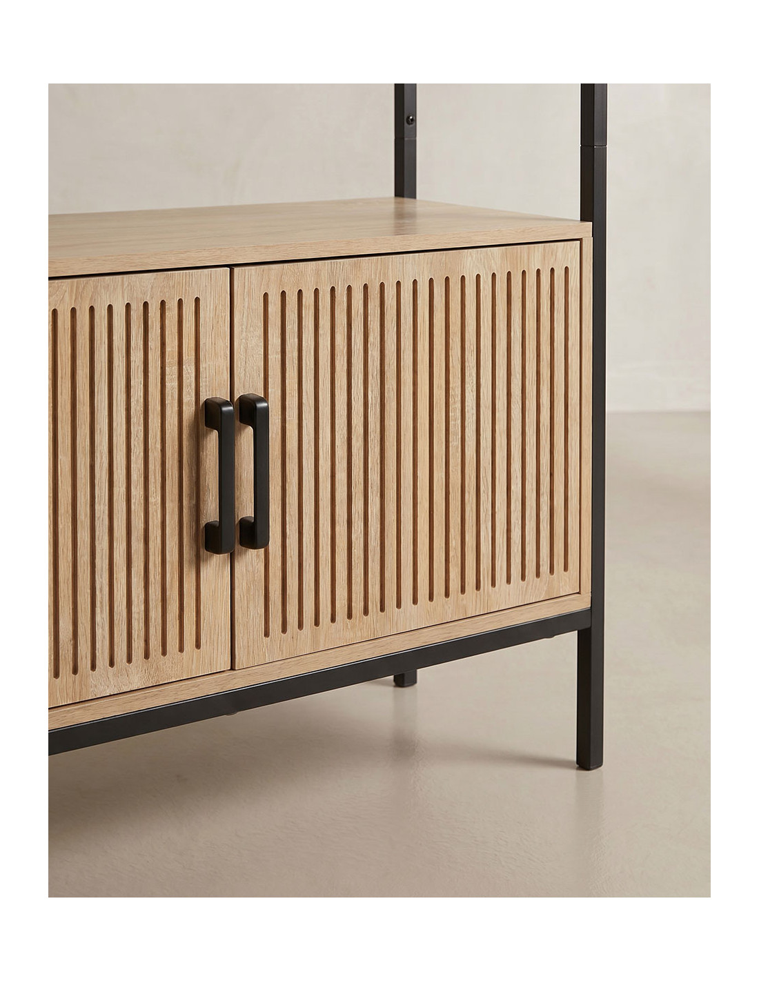 Mueble estantería  con puertas DUNA-detalle